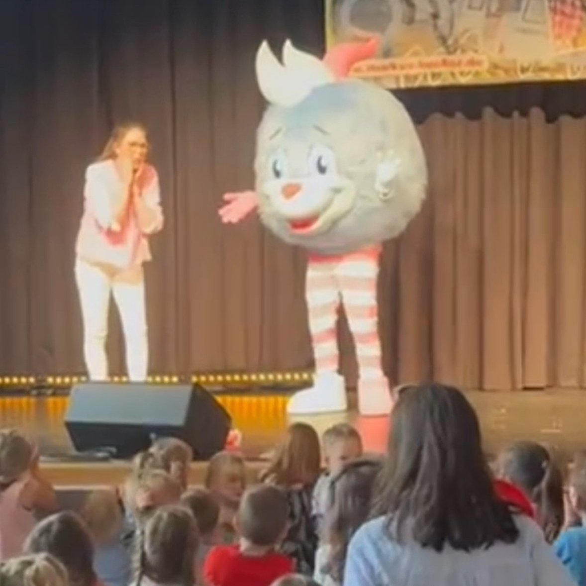 Nicole & Ommschi Ommschi auf der Bühne